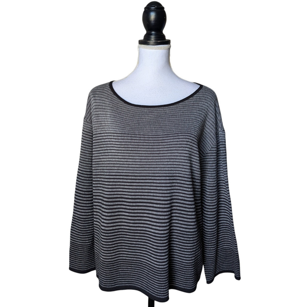 Liv by Habitat Clothes Black White Striped Sweater Size Medium Oversized Boxy